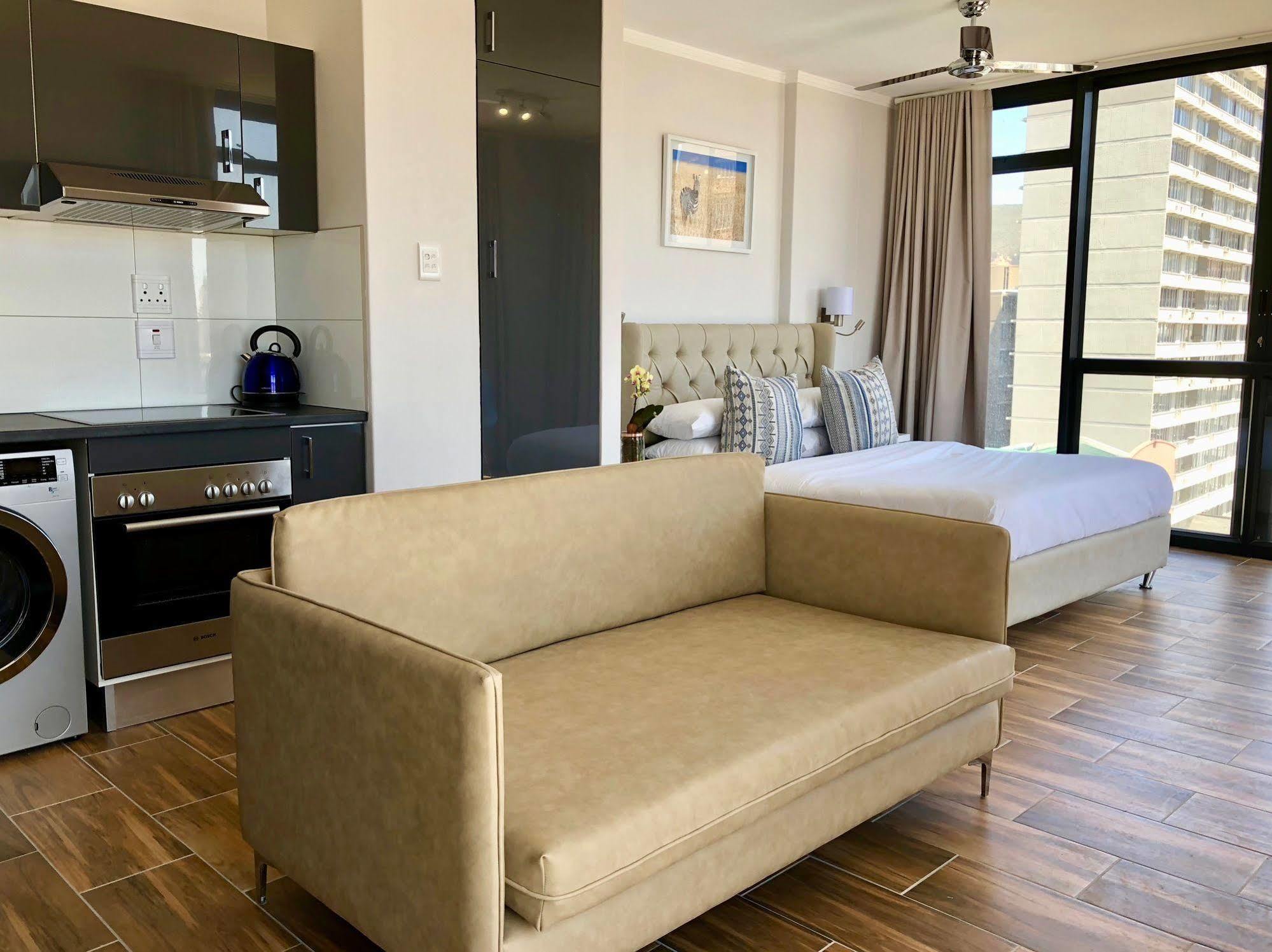 Appartement Urban Oasis At The Four Seasons à Le Cap Extérieur photo