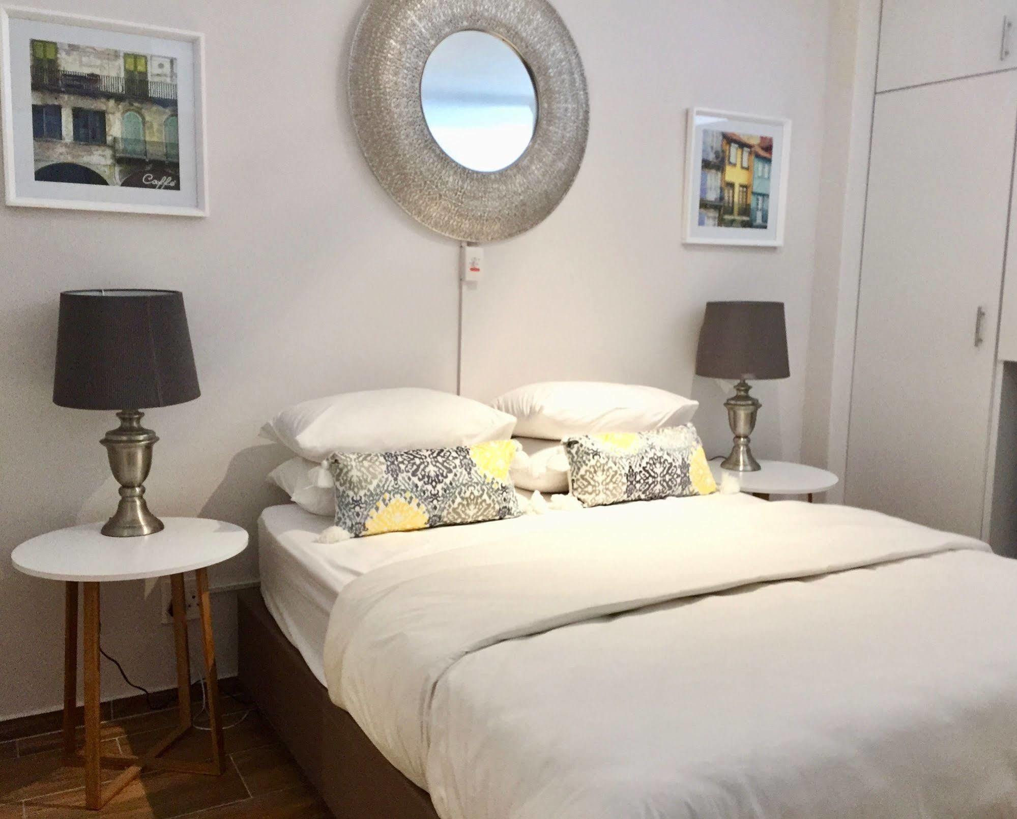 Appartement Urban Oasis At The Four Seasons à Le Cap Extérieur photo