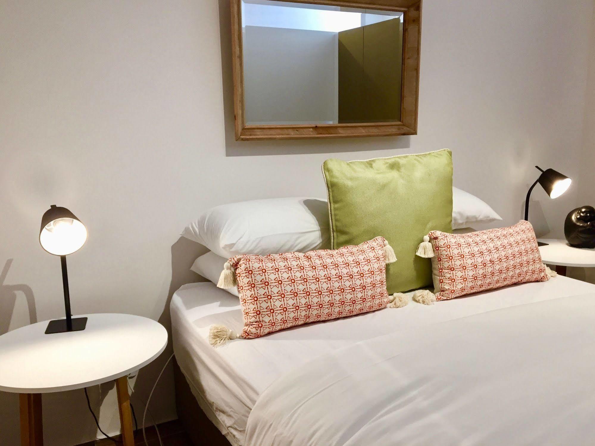 Appartement Urban Oasis At The Four Seasons à Le Cap Extérieur photo